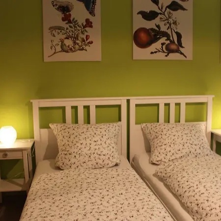 Hecht Apartment *