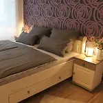 Hecht Apartment